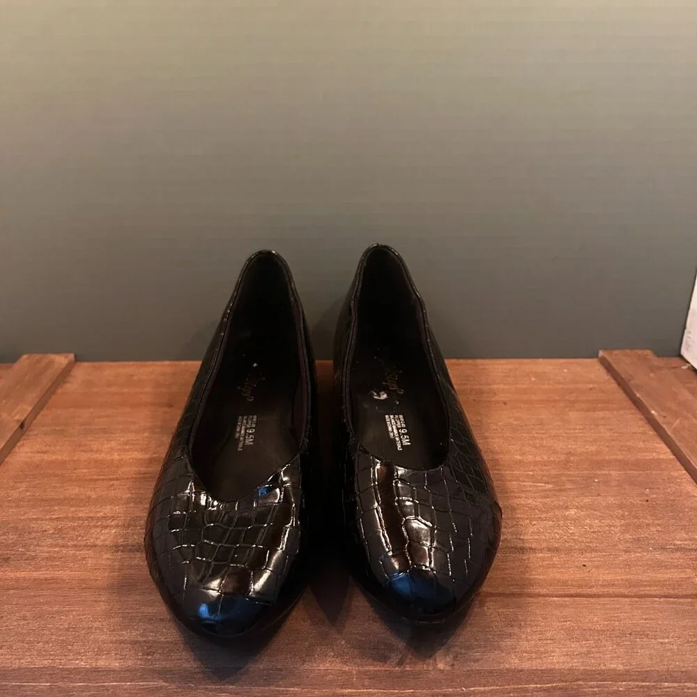 Angel Steps Womens Black Flats Faux Leather Career Casual Size 9.5M